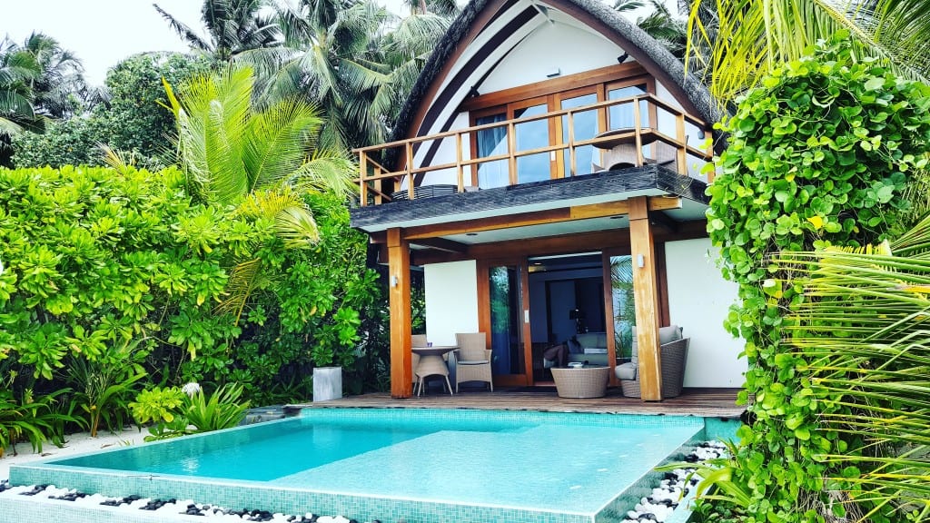 Kandolhu beach villa