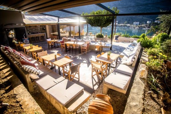 Evia Silence retreat